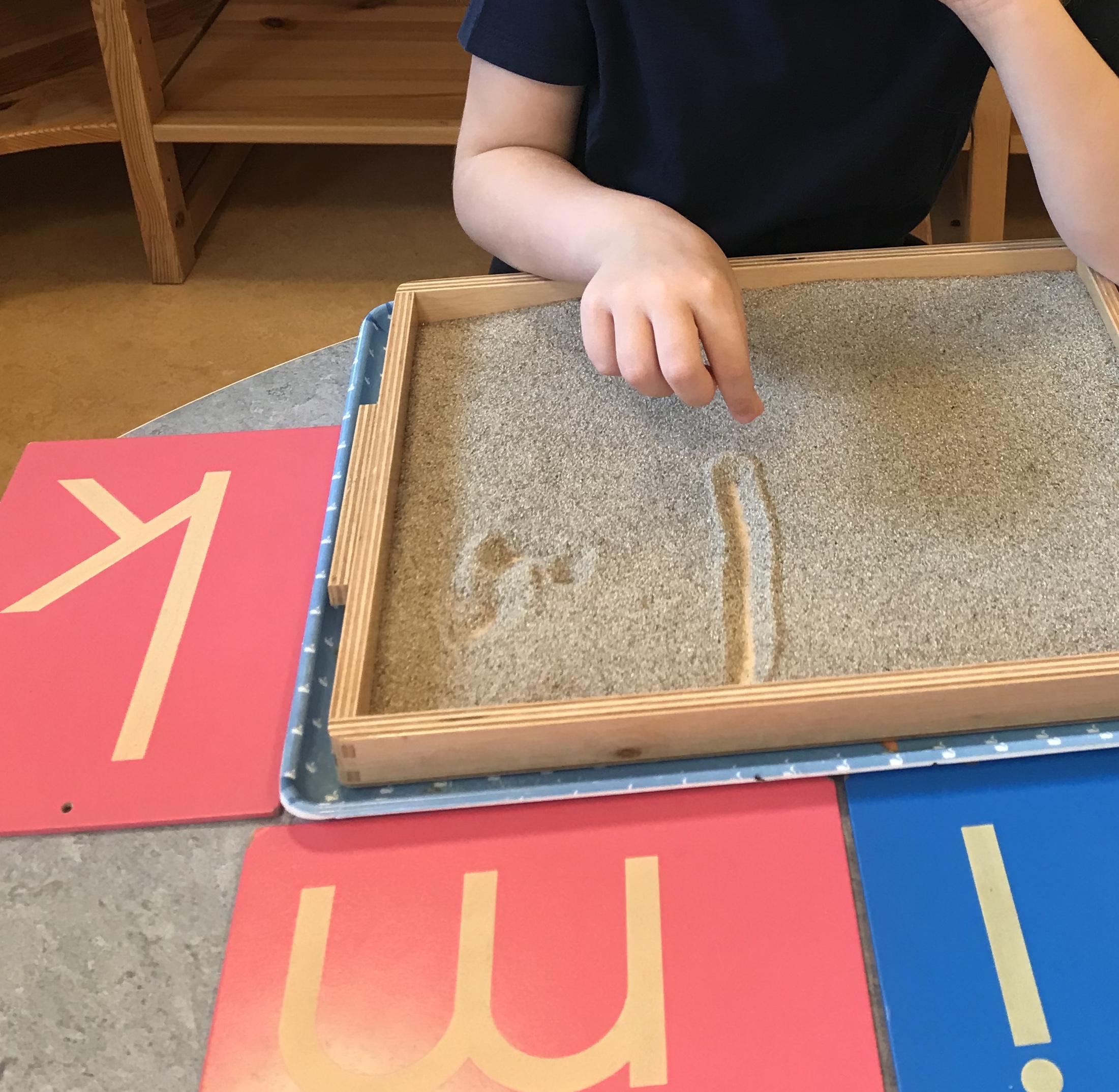 6F63A426-3099-4A41-9F2E-F7CA7EB3B30D